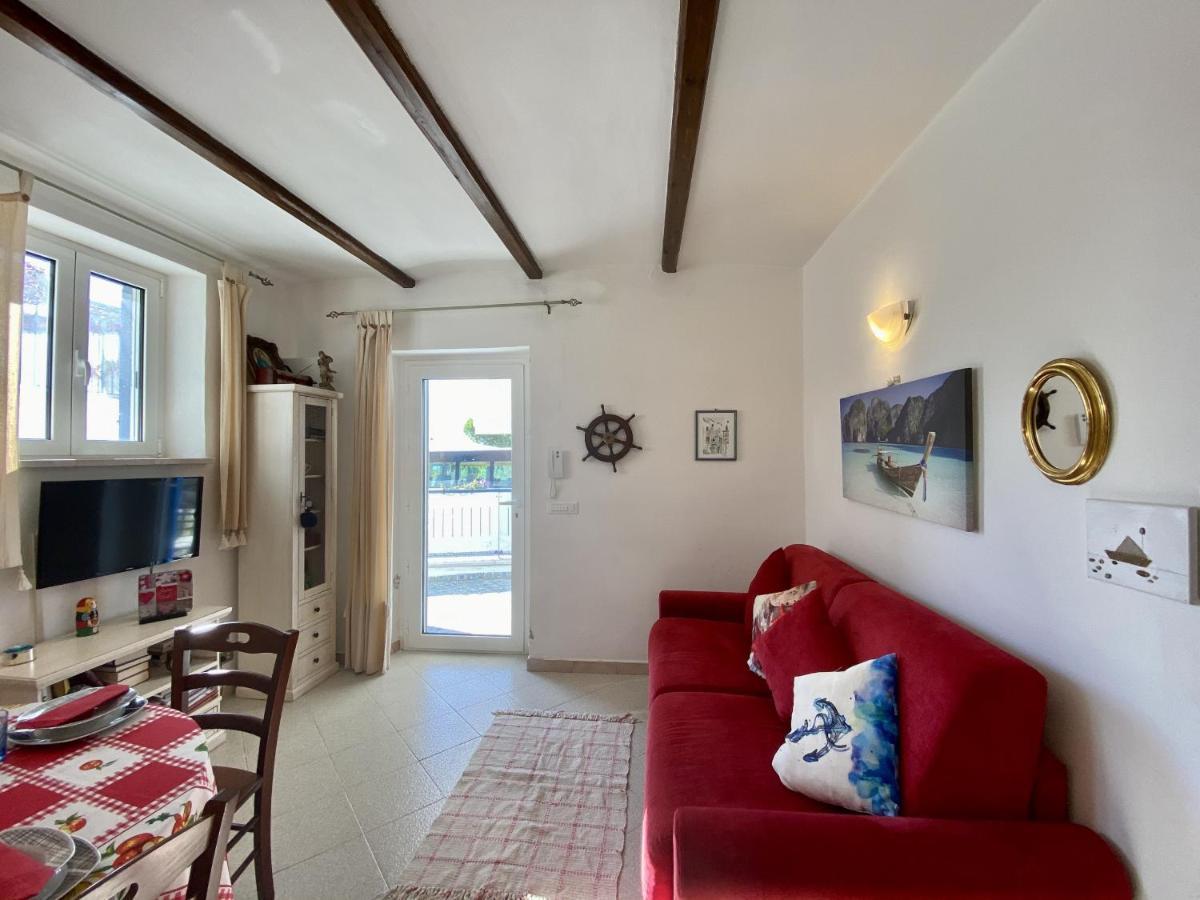 Holidaycasa Mike - Con Terrazzo Vista Mare Sperlonga Exteriér fotografie